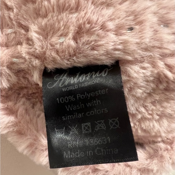 Antonio Infinity Scarf - Picture 4 of 5